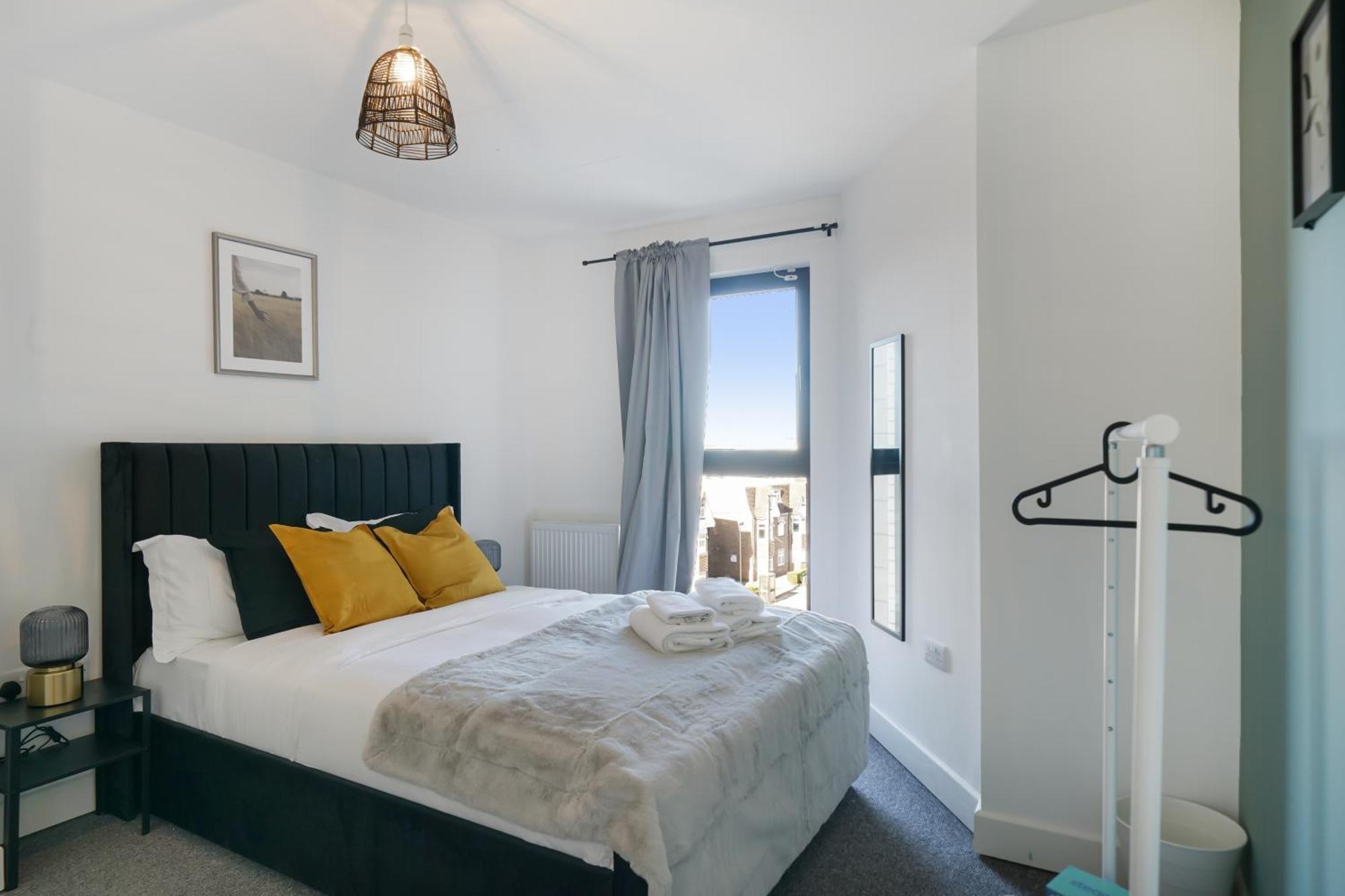 Colnbrook One And Two Bed Apartments Slough Near Heathrow מראה חיצוני תמונה