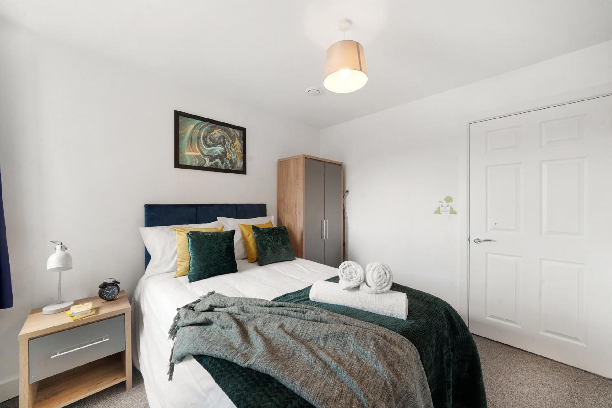 Colnbrook One And Two Bed Apartments Slough Near Heathrow מראה חיצוני תמונה