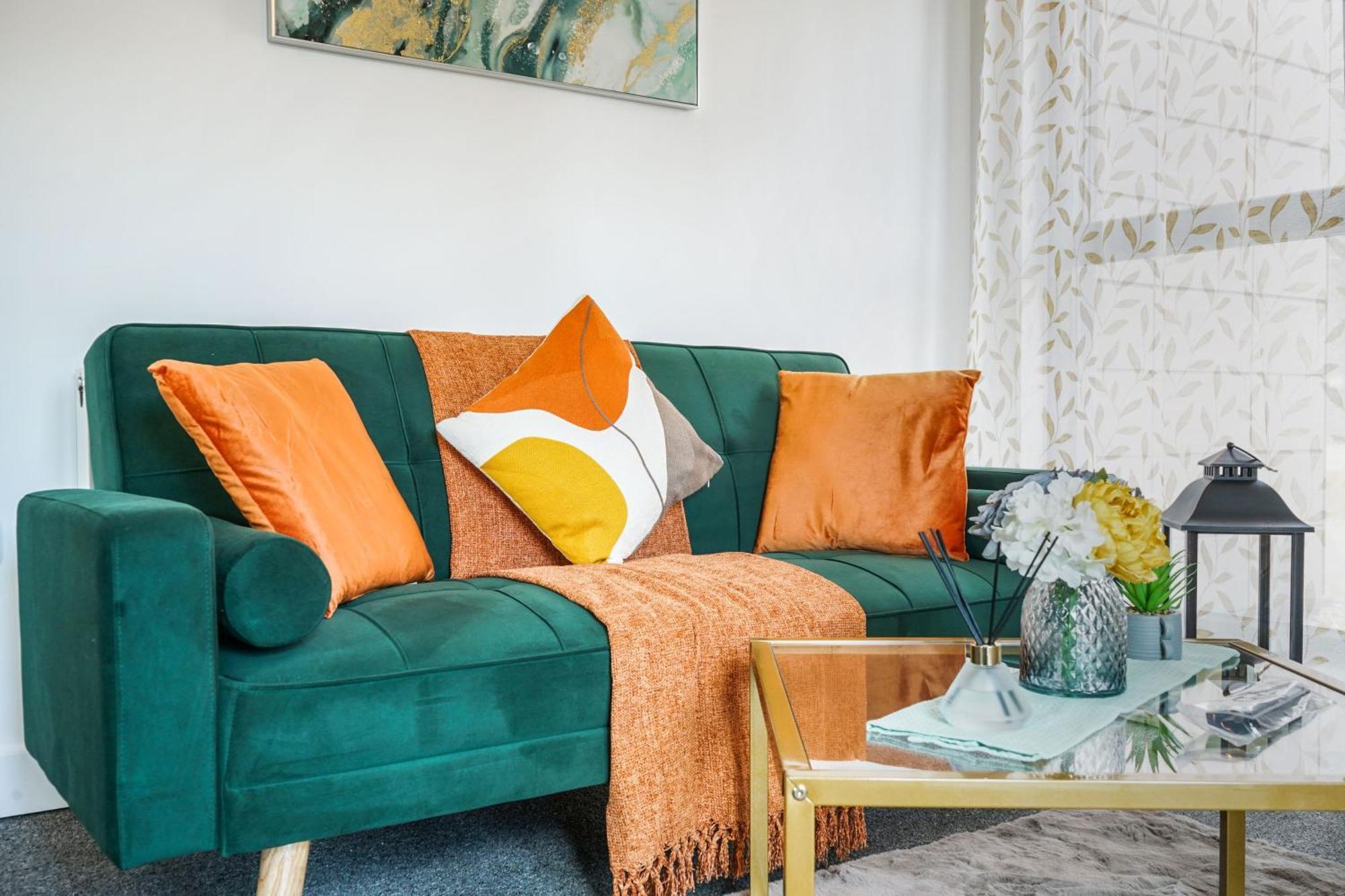 Colnbrook One And Two Bed Apartments Slough Near Heathrow מראה חיצוני תמונה