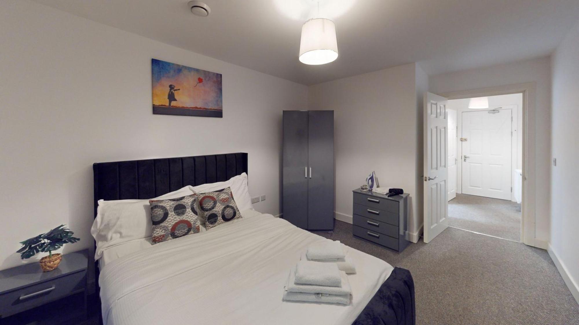Colnbrook One And Two Bed Apartments Slough Near Heathrow מראה חיצוני תמונה