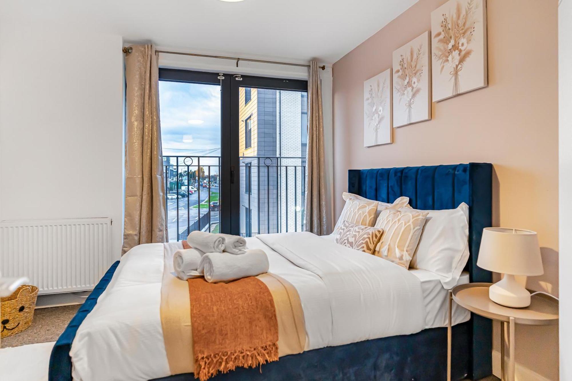 Colnbrook One And Two Bed Apartments Slough Near Heathrow מראה חיצוני תמונה