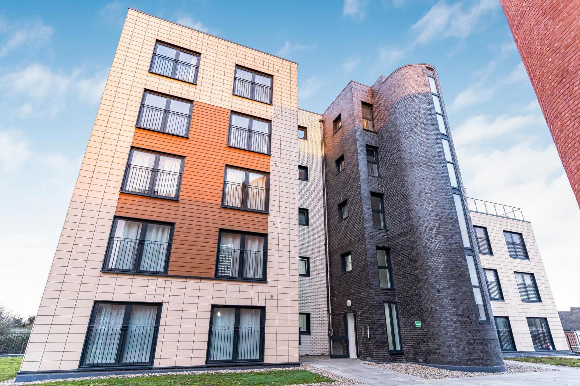 Colnbrook One And Two Bed Apartments Slough Near Heathrow מראה חיצוני תמונה